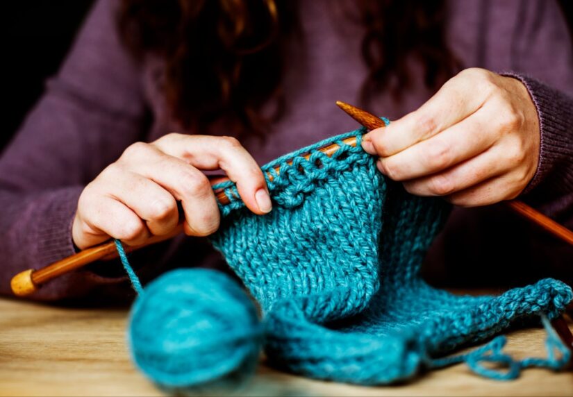 Master the Art of Magic Knot Knitting